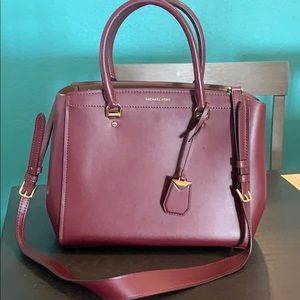 Gorgeous EUC Michael Kors 💼 bag